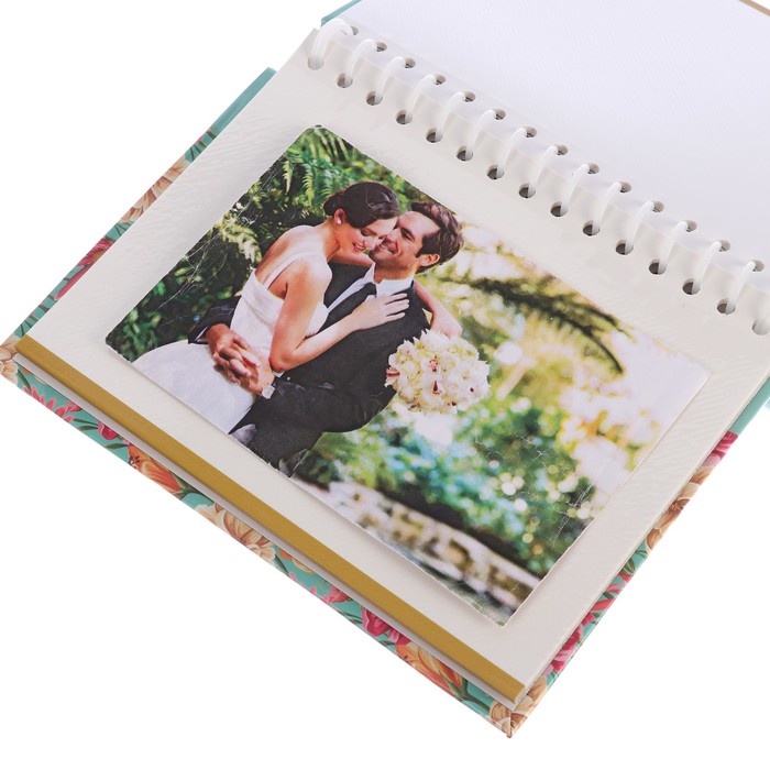 Фотоальбом магнитный 15 листов "Цветы на ярко-голубом" 19,5х16х2 см