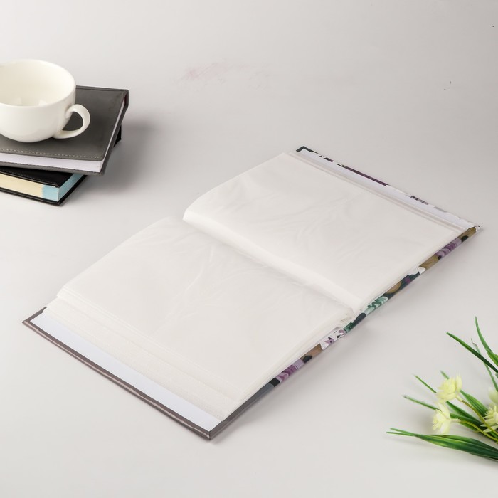 Фотоальбом на 200 фото 10х15 см "Счастливые моменты. Цветочный фон" 23х18х5,5 см