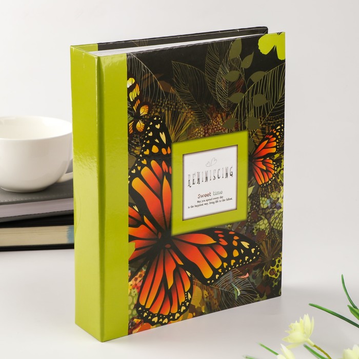 Фотоальбом на 200 фото 10х15 см "Бабочки в ночи" 23х18х5,5 см