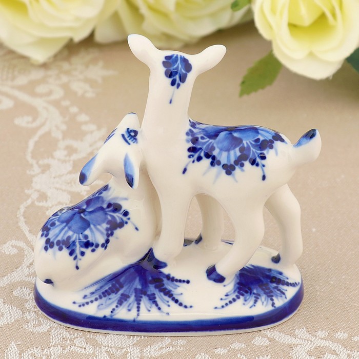 Сувенир «Парочка оленей», гжель, фарфор, 10х9х5