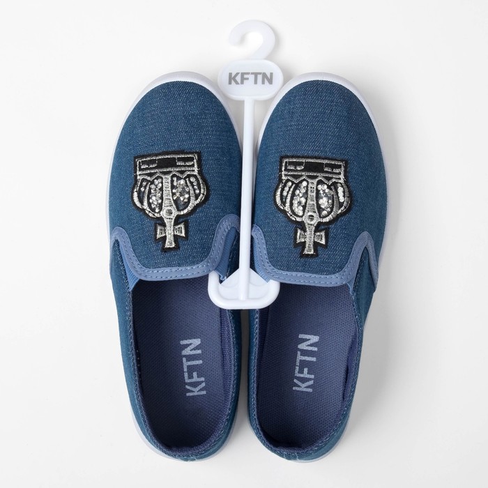 Слипоны "KAFTAN" женские с нашивкой "Корона", синяя джинса, 38 р-р