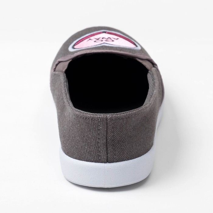 Слипоны "KAFTAN" женские с нашивкой "Сердце", серая джинса, 38 р-р