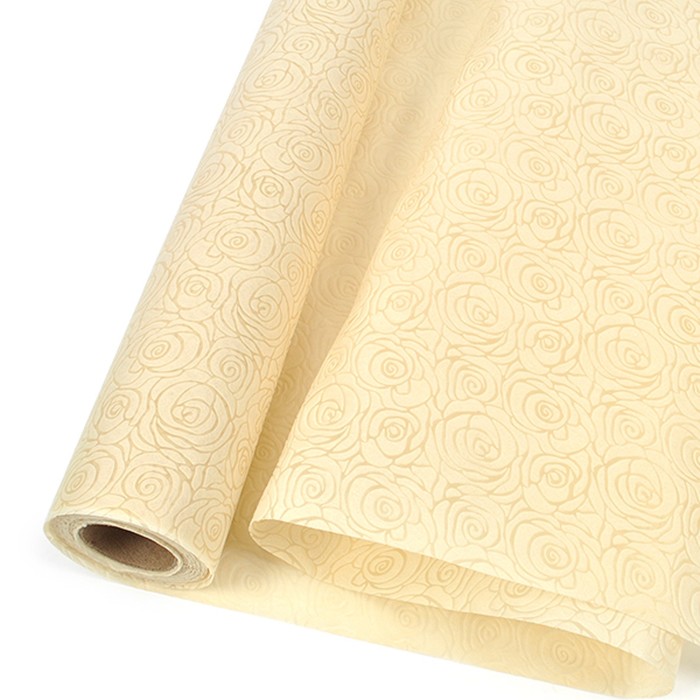 Фетр ламинрованный "Розочки" 0,49 х 5 м, кремовый