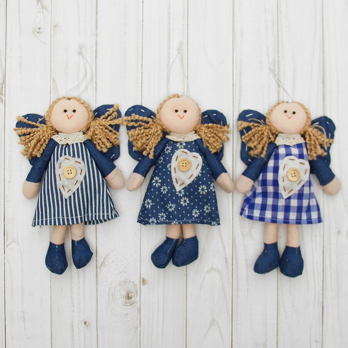 Мягкая игрушка-подвеска "Ангелочек", кукла, на платье сердце с пуговкой, цвета МИКС