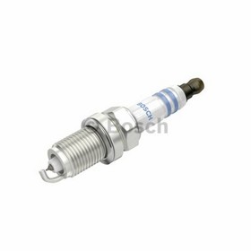 

Свеча зажигания BOSCH 0242240654