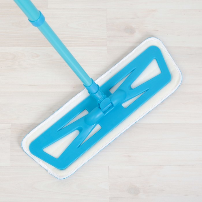 Швабра плоская телескопическая, насадка из микрофибры 39х10х77(130) см, цвет МИКС