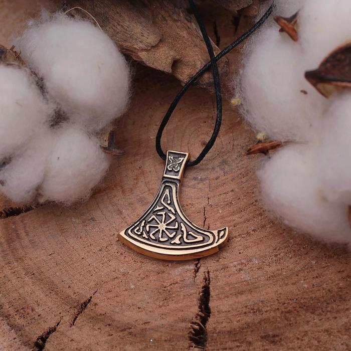 Символ предков &quot;Секира Перуна&quot;