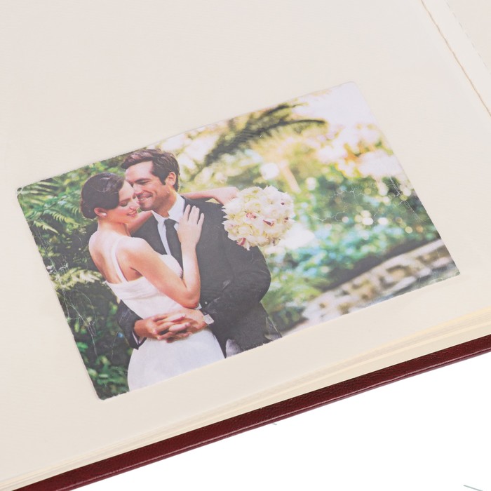 Фотоальбом магнитный 25 листов "На ремешке" в коробке кожзам МИКС 34,6х28,5х5,5 см