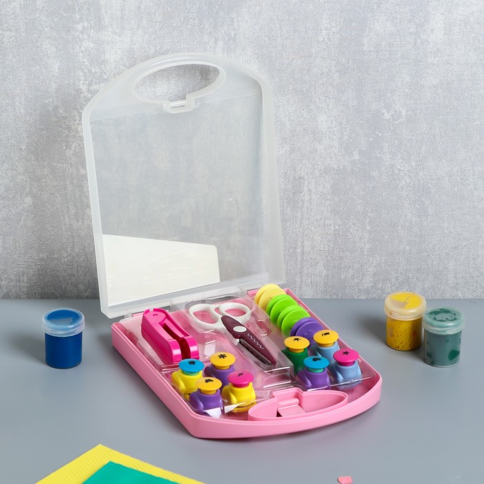 Набор для скрапбукинга в сундуке кримпер+ножницы+8 дыроколов