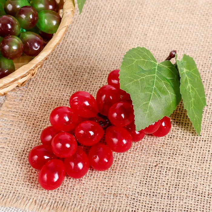 Искусственный виноград (24 ягоды, глянцевый. цвет микс)