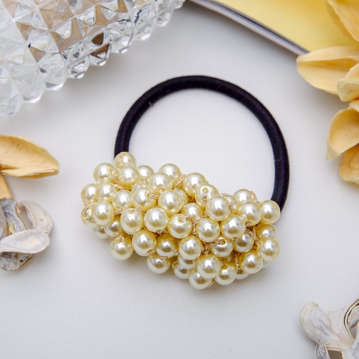 Резинка для волос "Жемчужный декор" бежевый