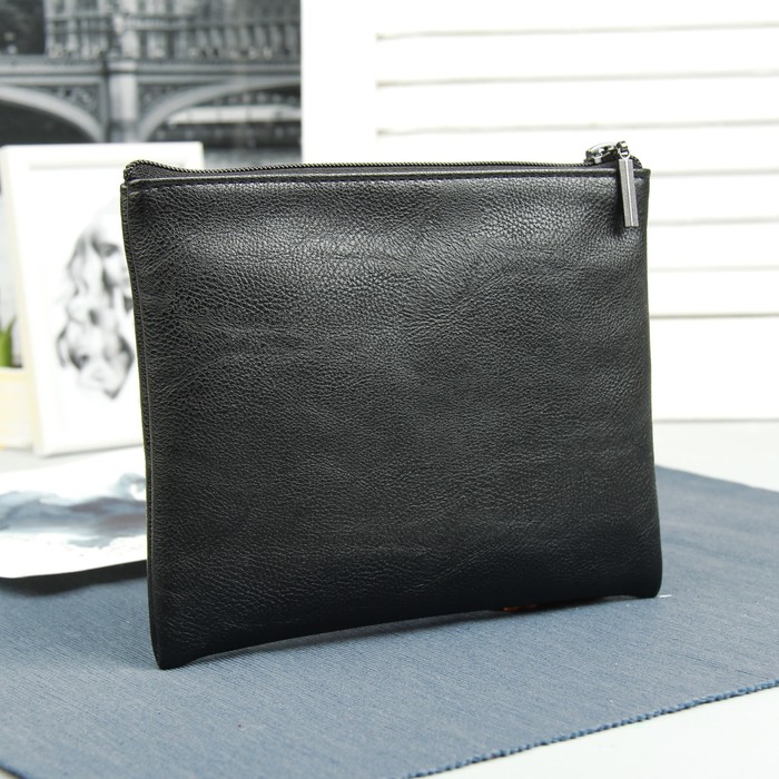 Косметичка простая, 1 отдел на молнии, цвет чёрный