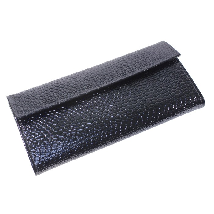 Кошелёк женский на кнопке, наружный карман, змея, цвет чёрный