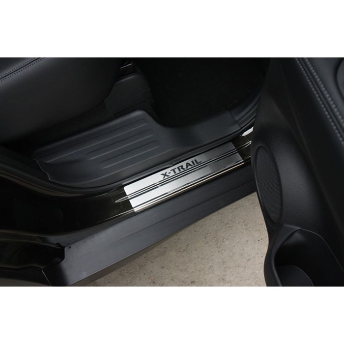 Накладка на внутренние пороги без логотипа, Nissan X-Trail 2015-