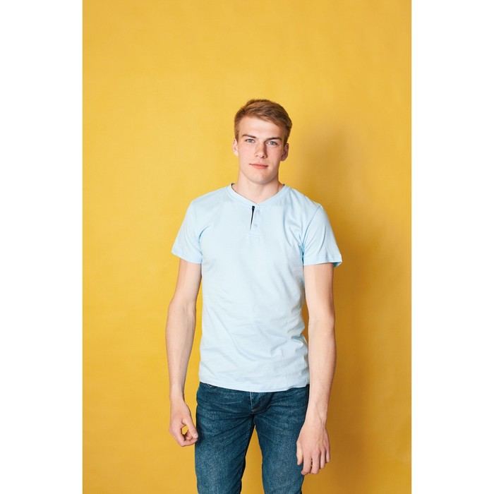 Футболка мужская на пуговицах MINAKU, размер 56, цвет голубой