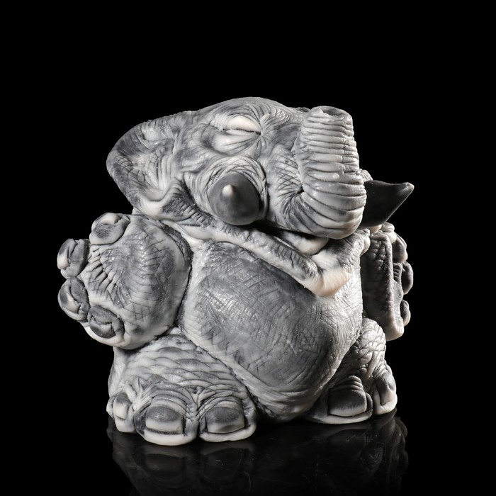 Сувенир "Слон забавный (шарж)" 7 см