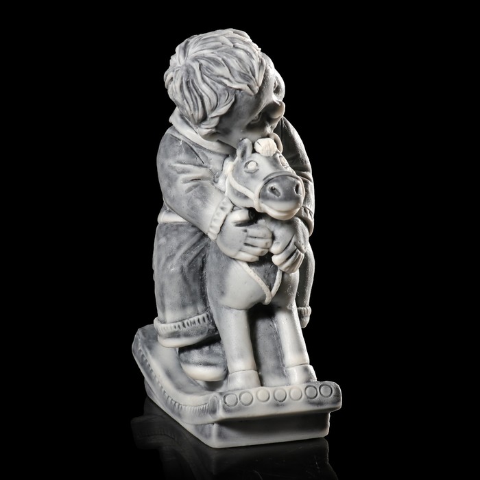 Сувенир "Мальчик на лошадке" 9,5 см