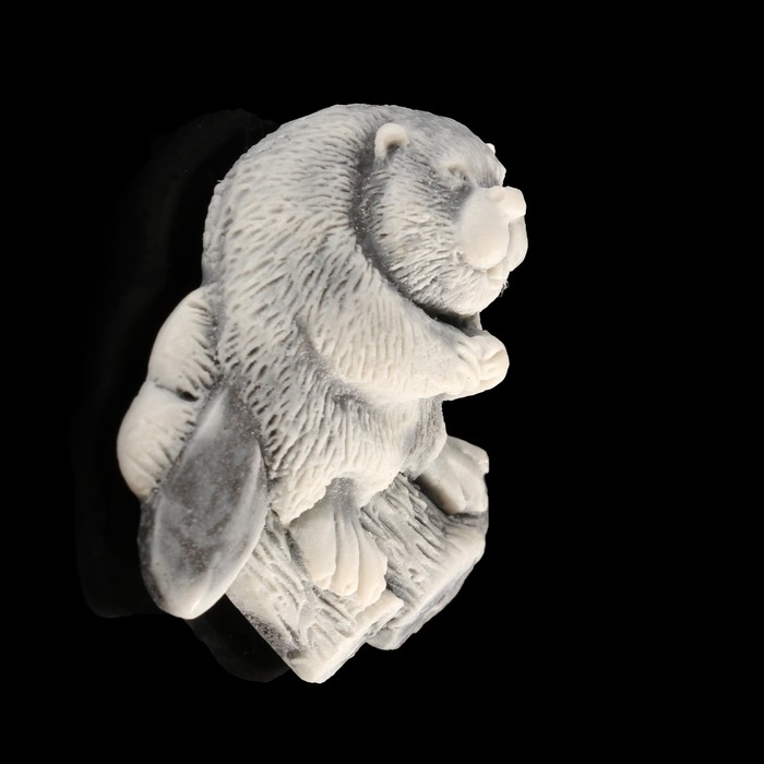 Магнит "Бобер (барельеф)" 3,6 см