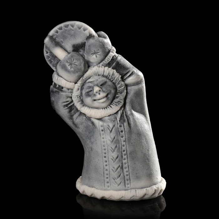 Сувенир "Ребенок с бубном маленький" 5,5 см