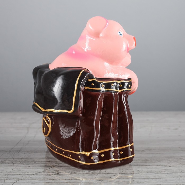 Копилка "Поросёнок в сумке" коричневая сумка, глянец