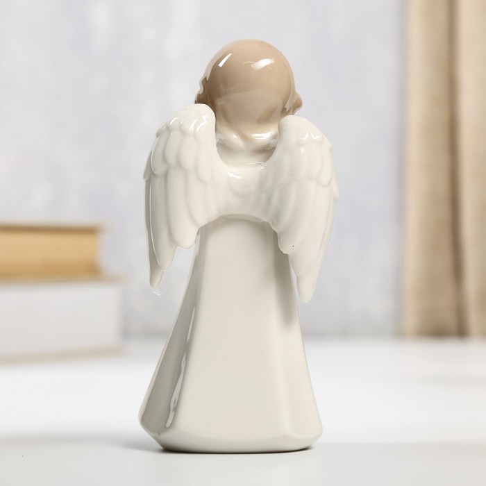 Сувенир керамика "Ангел в обнимку с сердцем" 13х6,5х4,8 см