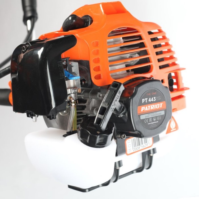 Триммер PATRIOT PT 443 The One, бензиновый, 2.5 л/с, 1.1 Л, леска/нож, разборная штанга