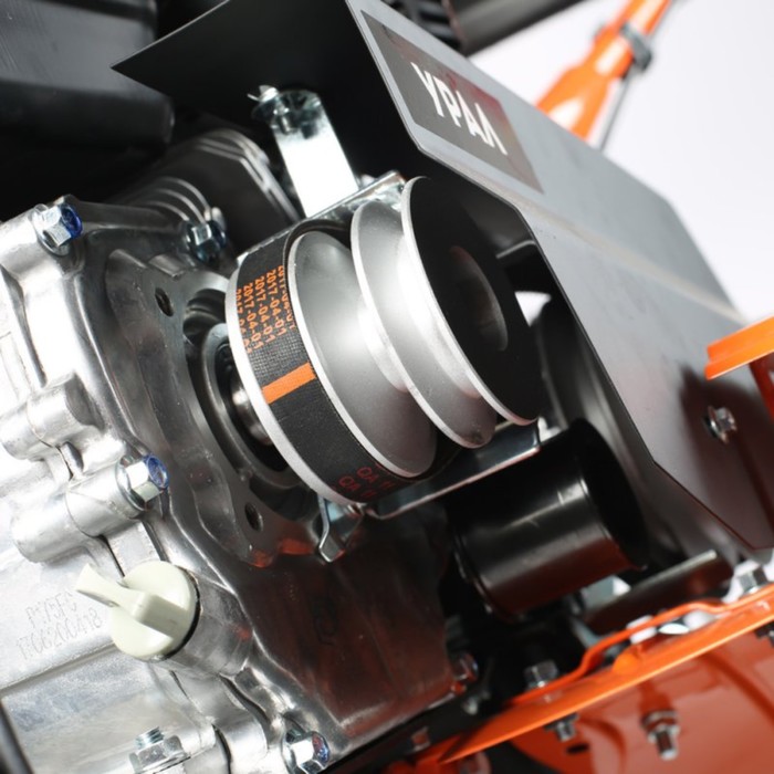 Мотоблок PATRIOT УРАЛ, бензиновый, 7.8 л.с., ширина/глубина 90/30 cм, скорости 4/2