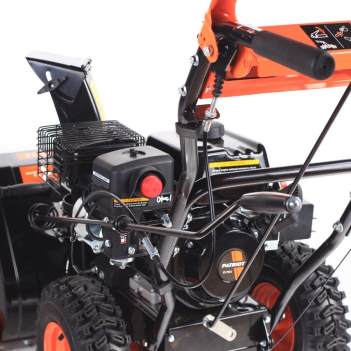 Снегоуборщик PATRIOT PS 710 E, бенз., 6.5 л/с, скорости 4/2, ковш 56/42 см, эл/стартер