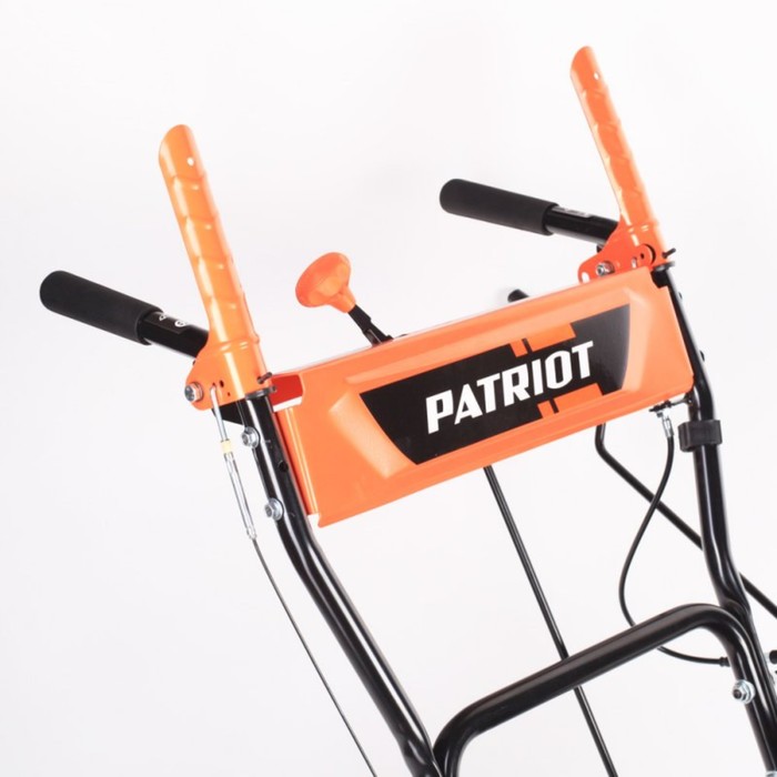Снегоуборщик PATRIOT PS 710 E, бенз., 6.5 л/с, скорости 4/2, ковш 56/42 см, эл/стартер