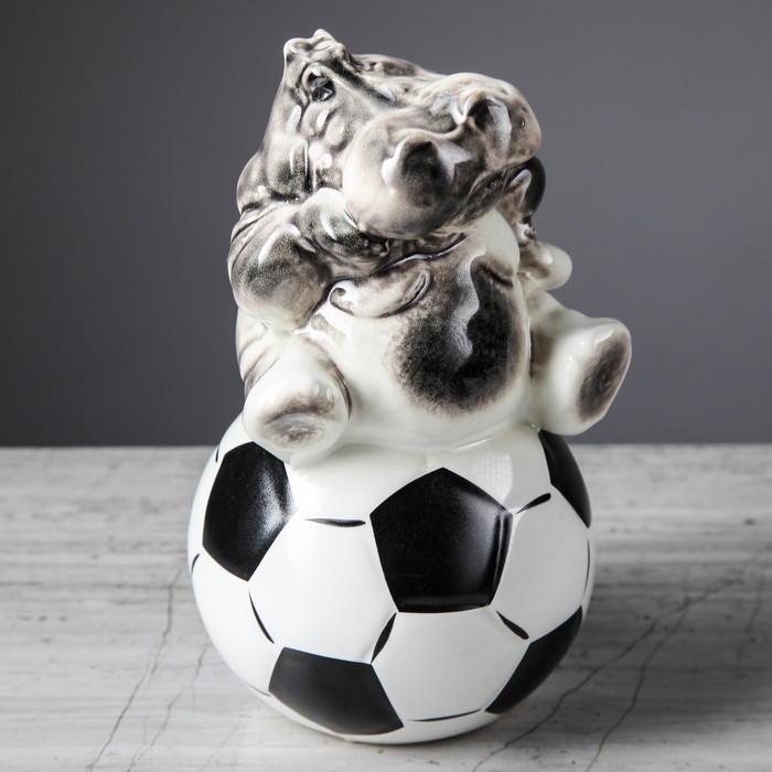 Копилка "Бегемот на мяче"