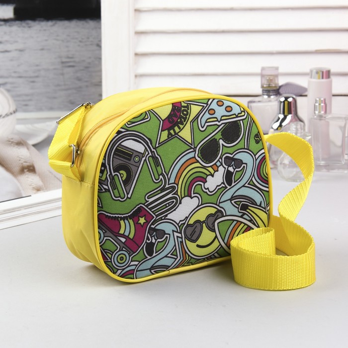 Сумка детская "Очки", отдел на молнии, регулируемый ремень, цвет зелёный