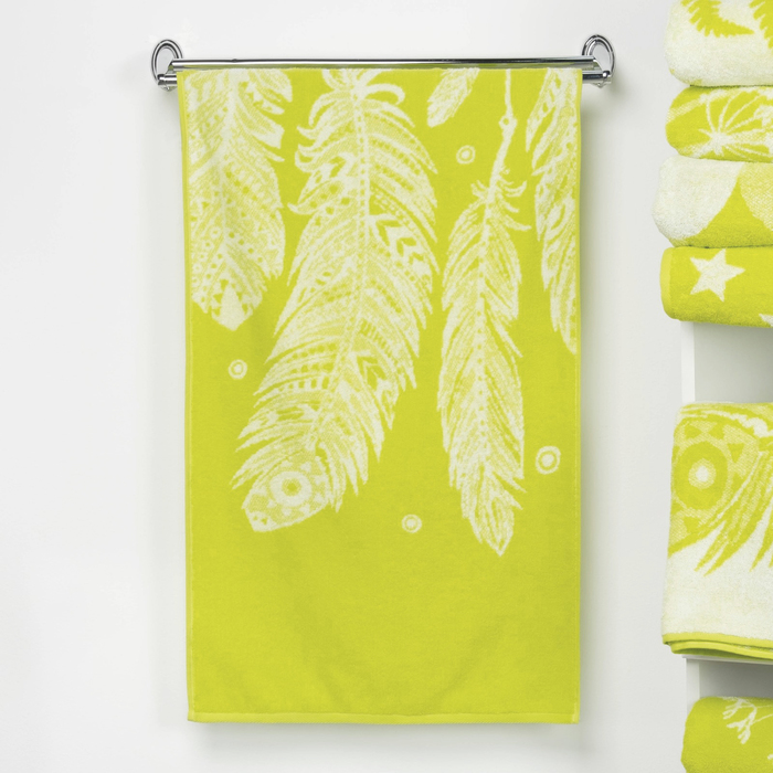 Полотенце махровое "Этель" Легкость, цвет лайм, 70х130 см, 100% хл, 420 г/м²