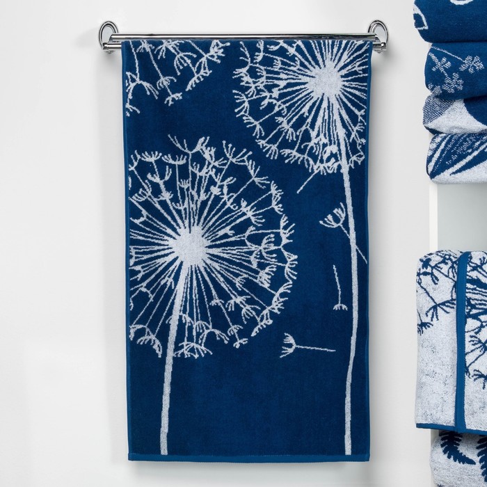 Полотенце махровое "Этель" Невесомость, цвет сапфир, 70х130 см, 100% хл, 420 г/м²