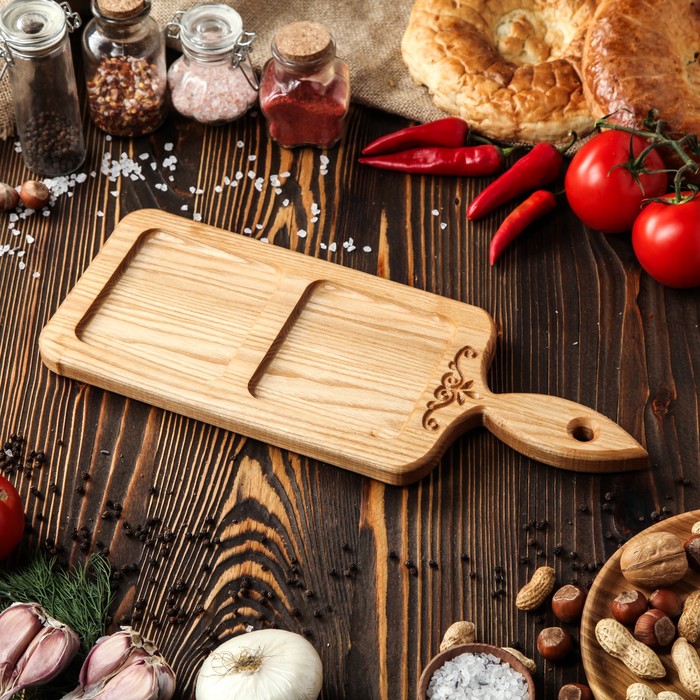 Доска для нарезки и подачи "Нежность", 2 секции, массив ясеня, 40 х 15 х 2 см