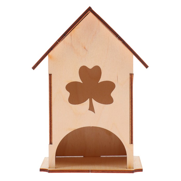 Чайный домик "Удача" с прорезными элементами