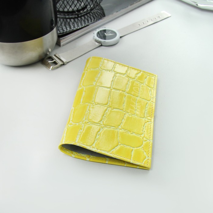 Обложка для паспорта, скат, цвет жёлтый