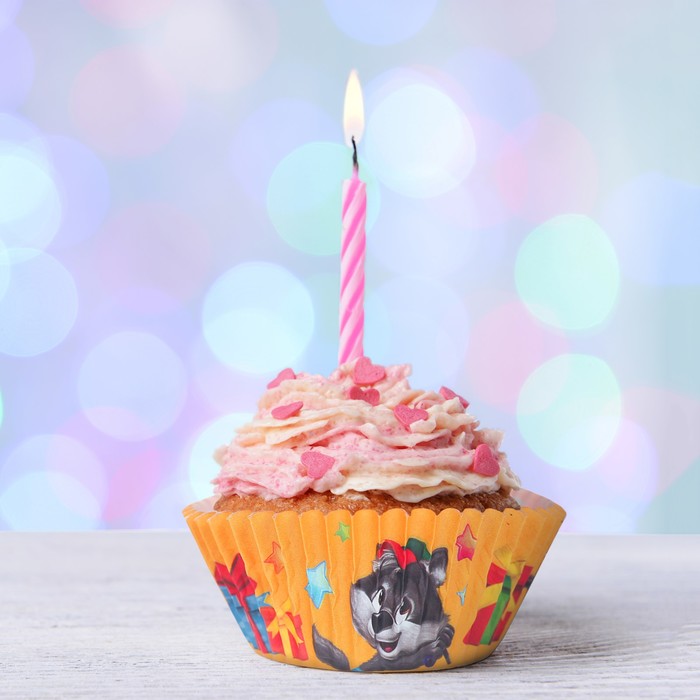 Набор для выпекания кексов "С днем Рождения"друзья, набор 24 формочки