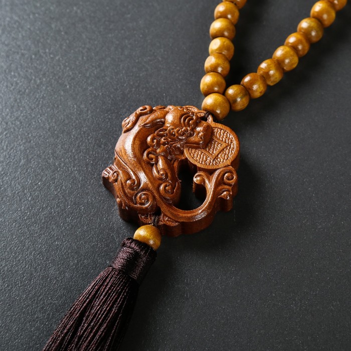 Подвес-амулет китайский дракон, в автомобиль, дерево