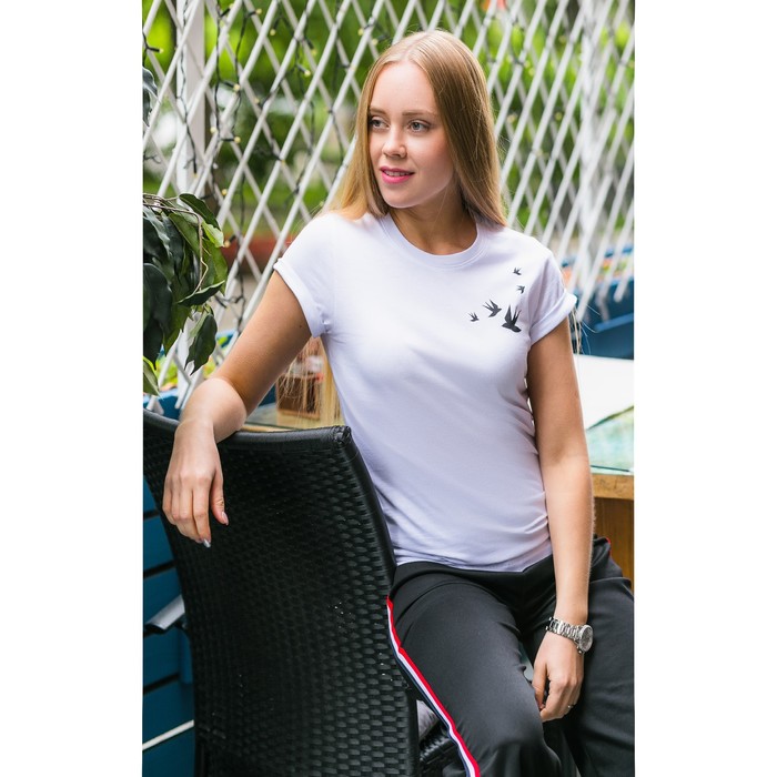 Футболка женская MINAKU, "Птицы", размер 52, цвет белый