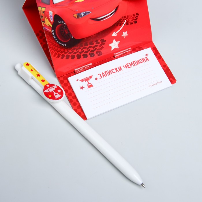 Ручка пластиковая на открытке с бумажным блоком "Лучшему", Тачки