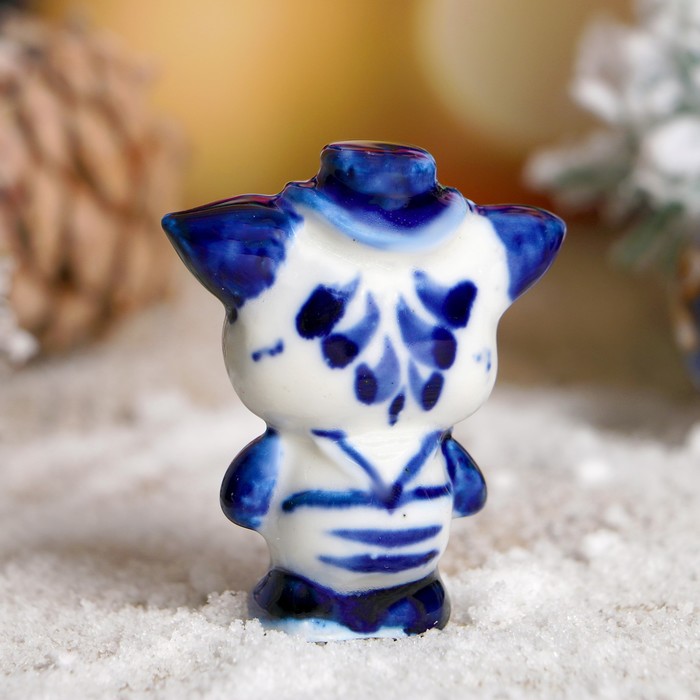 Сувенир "Поросёнок Шаня", гжель, фарфор, 6 см