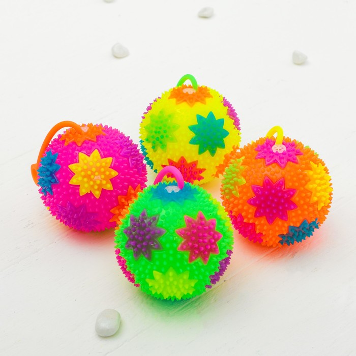 Мяч "Радость" световой с пищалкой, цвета МИКС