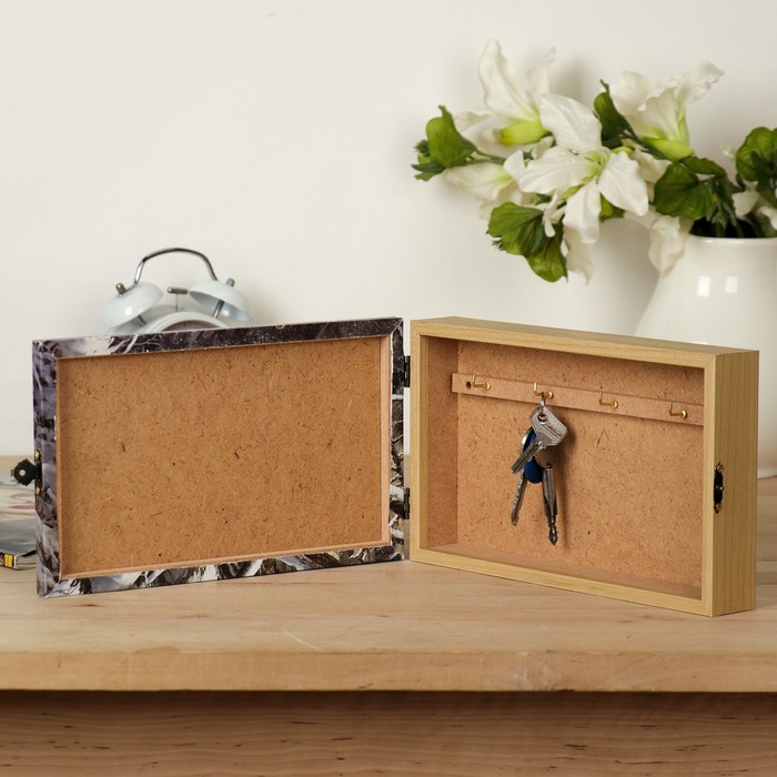 Ключница на холсте Элегант "Разбойники" 24х14х5 см