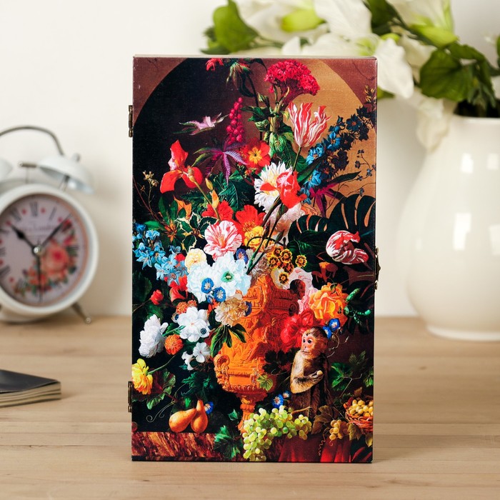 Ключница на холсте Элегант "Натюрморт с обезьянкой, цветами и фруктами" 24х14х5 см