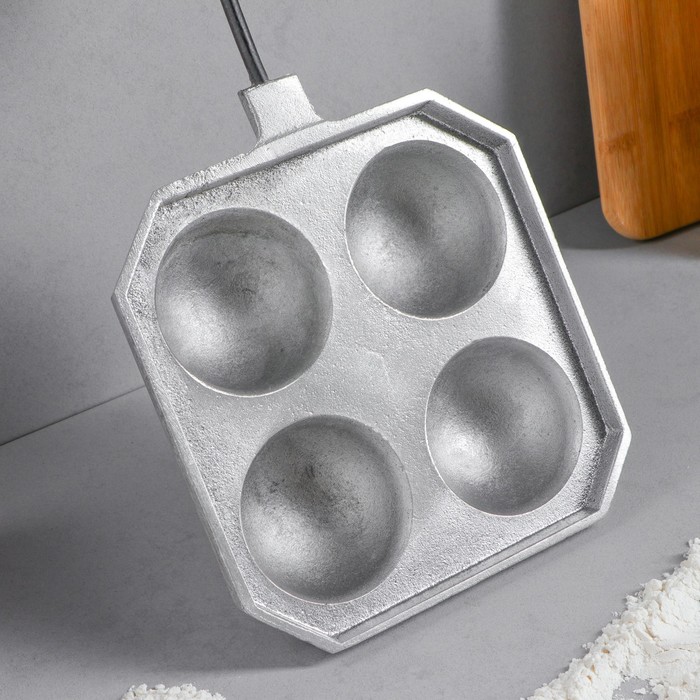 Форма для выпечки "Сырные шарики", с деревянными ручками