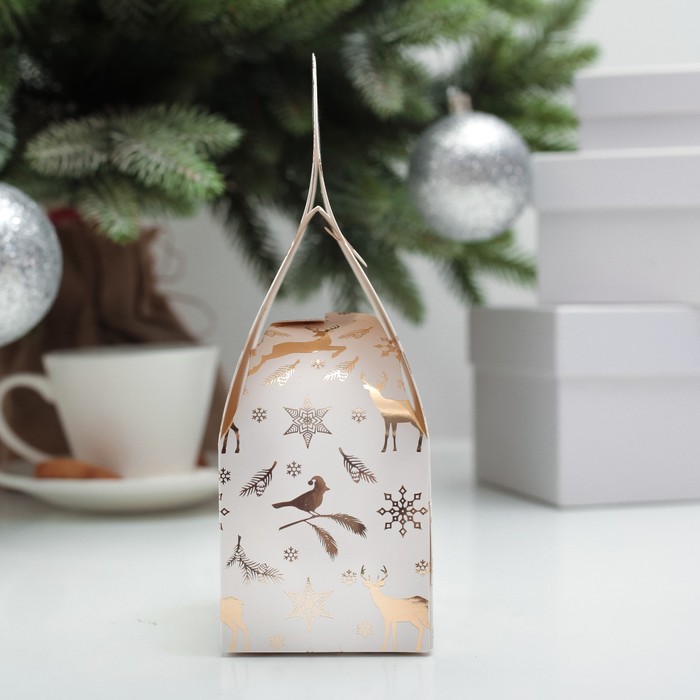 Коробка сборная "Зимний лес", 10,5 х 6 х 18,5 см