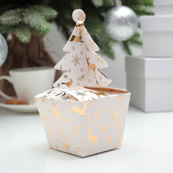 Коробка сборная "Зимний лес", 8 х 8 х 6,5 см