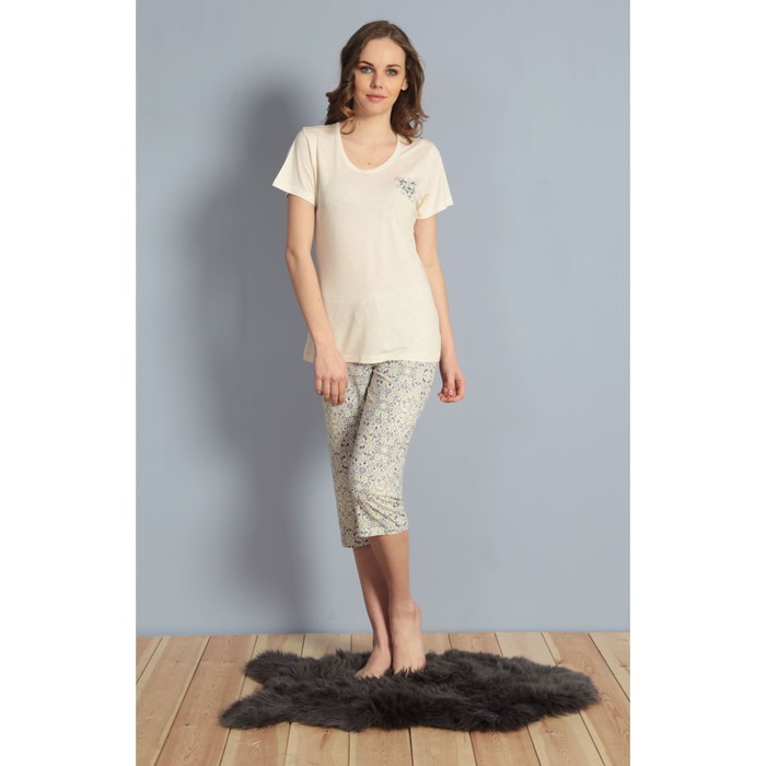 Комплект женский (футболка, капри) 609088 1169 цвет бежевый, р-р 48 (L)  вискоза