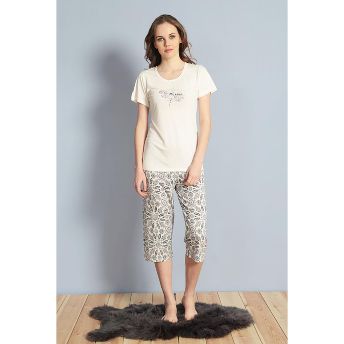 Комплект женский (футболка, капри) 610030 1247 цвет ванильный, р-р 44 (S)  вискоза