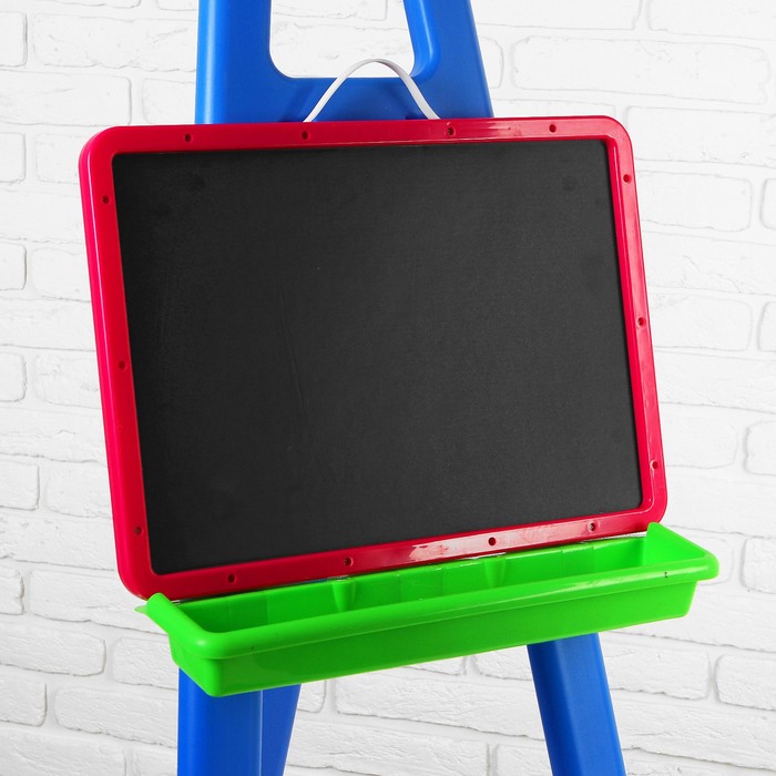 Доска для рисования, в комплекте мольберт, стульчик, маркер, набор букв и цифр